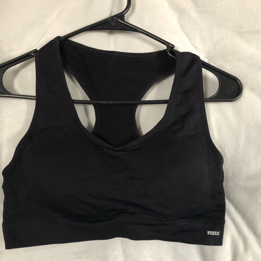 Black sports bra